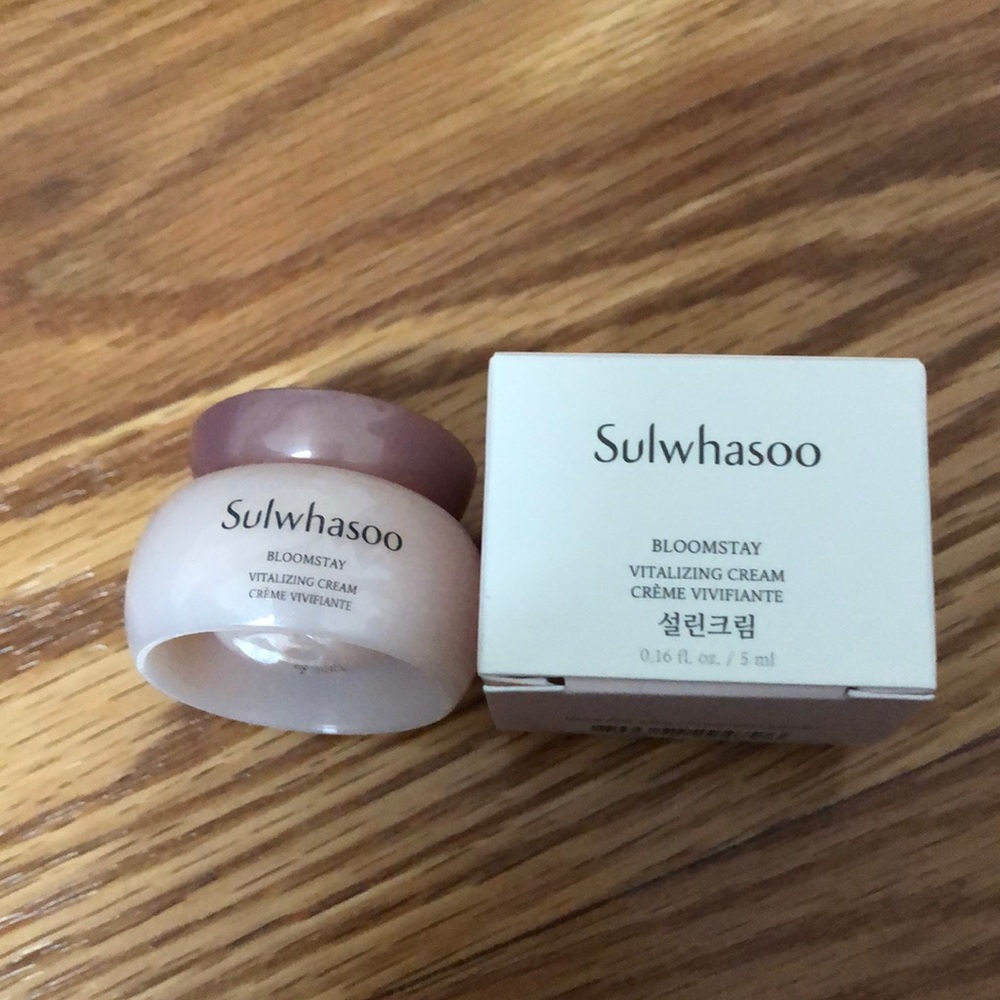 Sulwhasoo Bloomstay Vitalizing Cream Mini